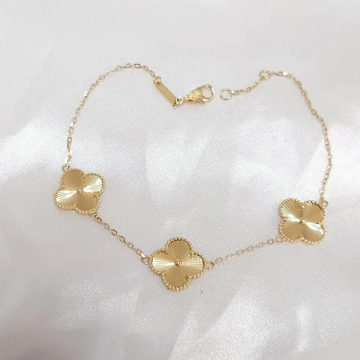 Clover Station Bracelet