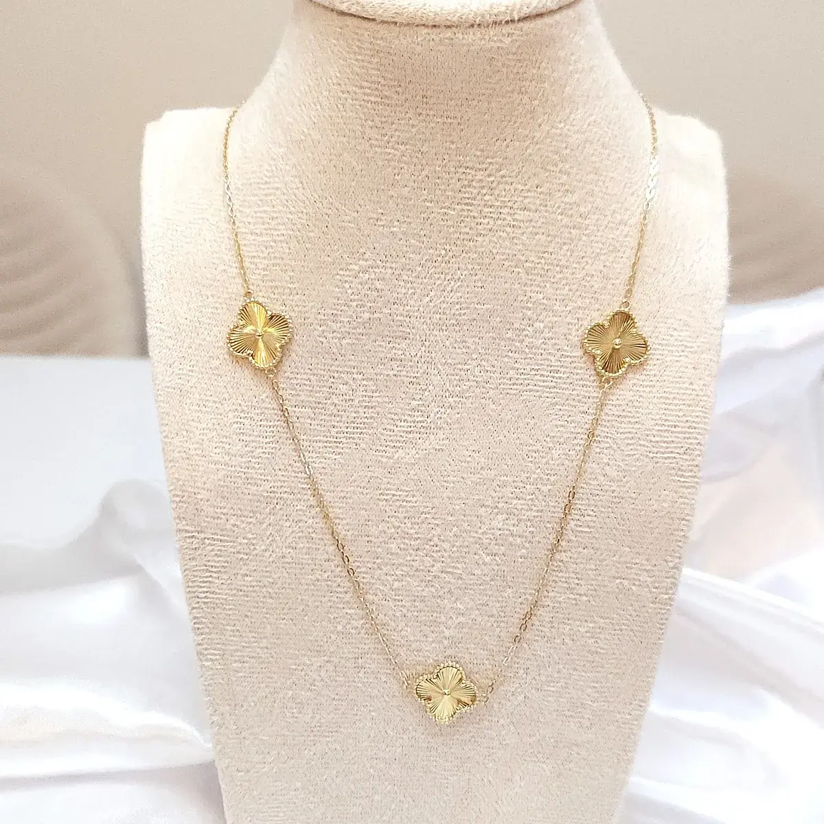 Clover Station Necklace