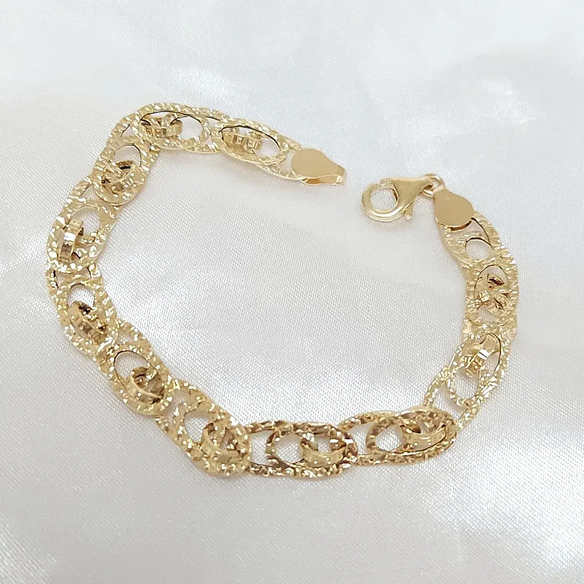 Fancy Wide Link Bracelet