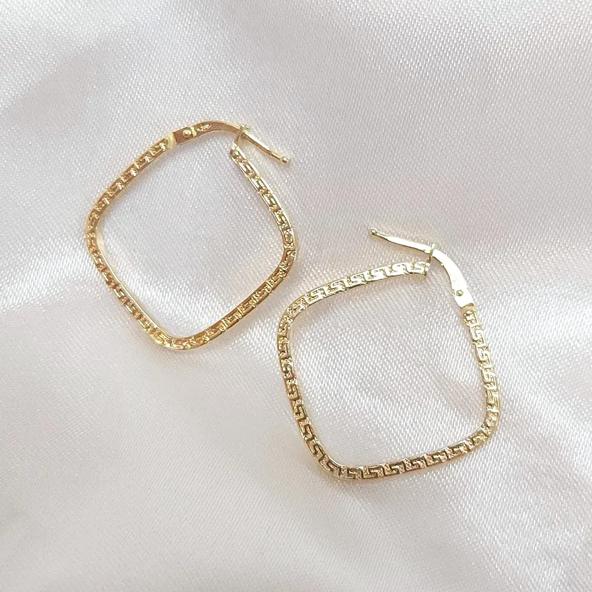 Square Diamond-Cut Hoop Earrings