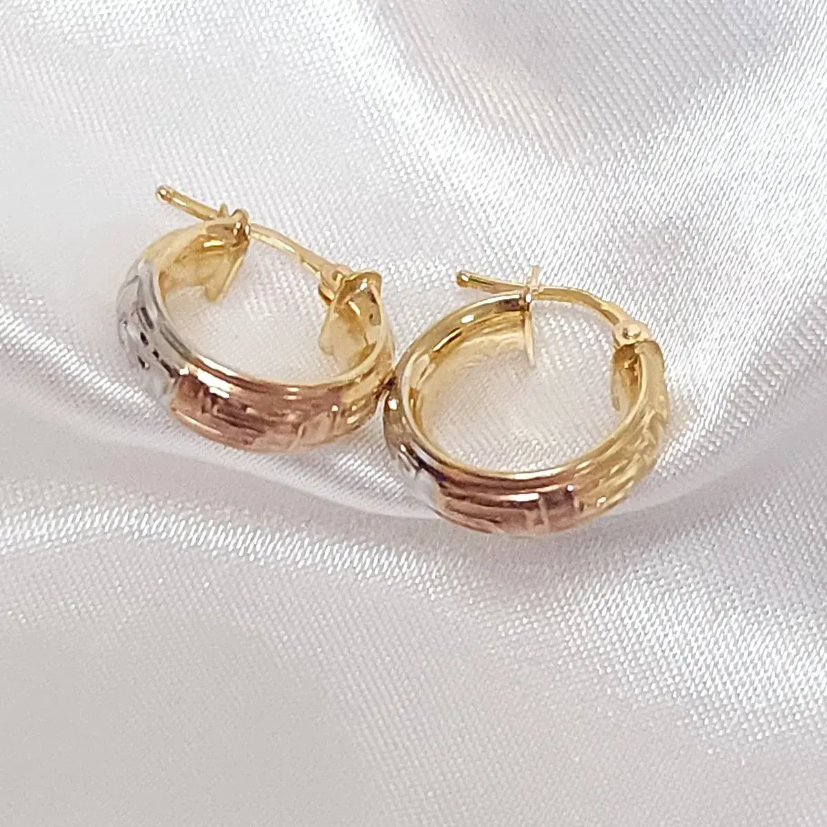 Tri-Colour Hoop Earrings