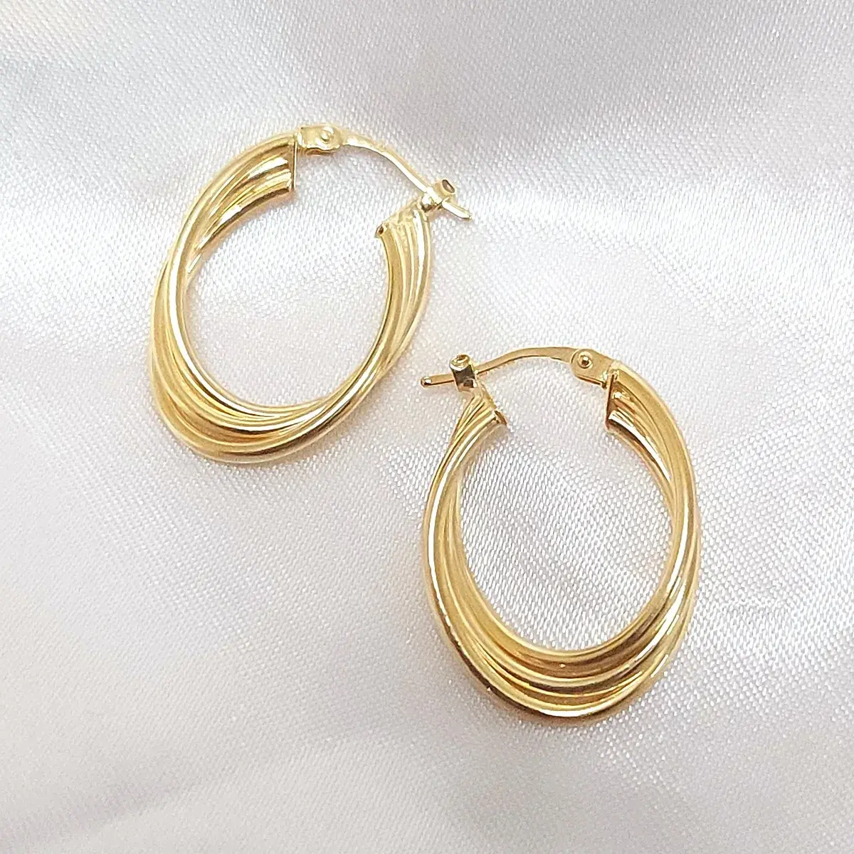 Triple-Band Oval Hoop Earrings